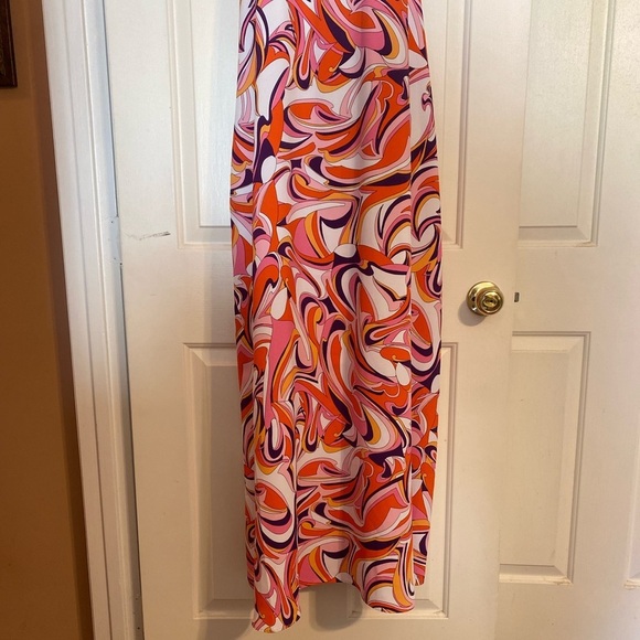 “EXPRESS” Retro Swirl Halter Neck Maxi Dress - Picture 4 of 13